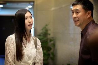 一仆二主全集在线观看.,笑料百出的人间喜剧  第1张